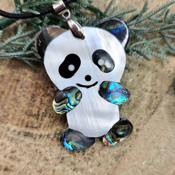 Adorable Nature Abalone Shell Cute Panda Pendant Necklace - Picture 8 of 9
